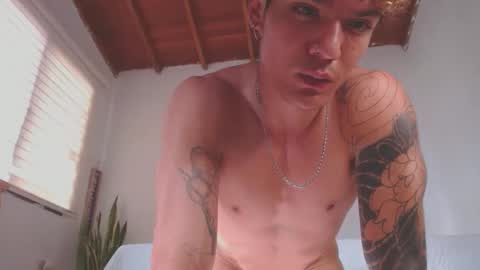 Snapshot of fabrizio_amery chatting on 03.05.25 -  A N D E R online show from 03.05.25