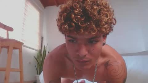 Snapshot of fabrizio_amery chatting on 03.12.25 -  A N D E R online show from 03.12.25