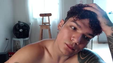 Snapshot of fabrizio_amery chatting on 10.20.25 -  A N D E R online show from 10.20.25