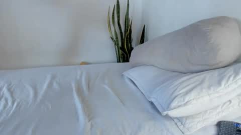 Snapshot of fabrizio_amery chatting on 10.22.25 -  A N D E R online show from 10.22.25