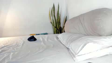 Snapshot of fabrizio_amery chatting on 10.24.25 -  A N D E R online show from 10.24.25