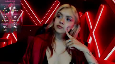 Snapshot of fabzy_fab chatting on 06.03.26 fabzy online show from 06.03.26