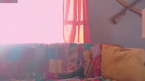 Faerie Dalelio online show from 12.02.24