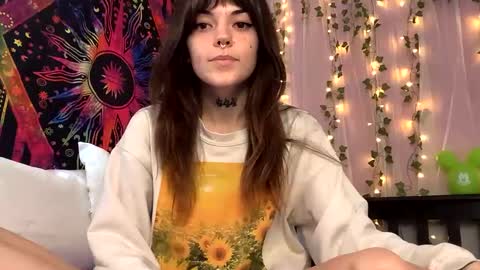 Faerie 3 online show from 09.23.25