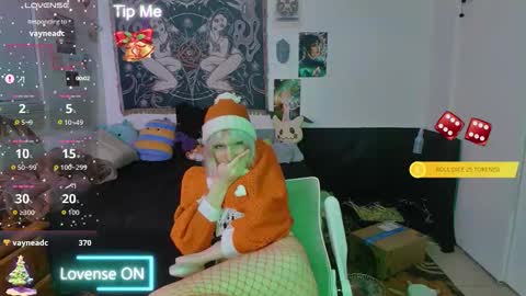 Snapshot of faethedevil chatting on 12.17.25 faethedevil online show from 12.17.25