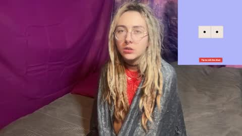 Snapshot of faexoxoxo chatting on 12.03.24 Fae online show from 12.03.24