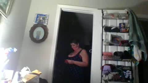 Snapshot of faidramae chatting on 01.21.25 faidra mae online show from 01.21.25