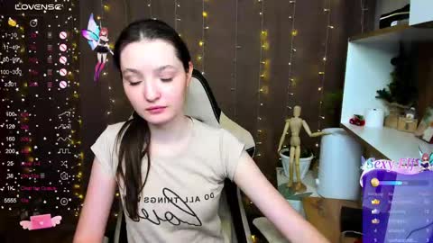 Snapshot of fairy_m00n chatting on 12.26.24 Kate online show from 12.26.24