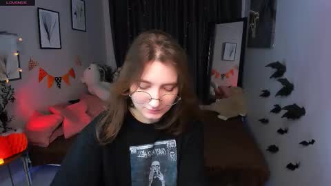 Tara online show from 10.25.25