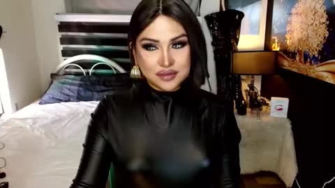 CLAUDIA VALVALERA online show from 02.17.26