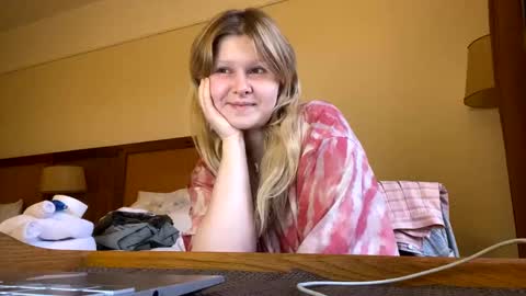 Arisha online show from 12.11.24