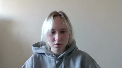 Snapshot of fairyfeller_ chatting on 10.23.25 fairyfeller_ online show from 10.23.25