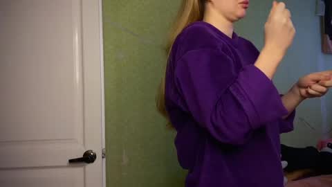 Ilona online show from 04.19.26