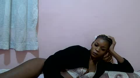 faizah_ online show from 06.11.26