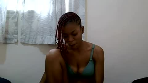 faizah_ online show from 07.04.26
