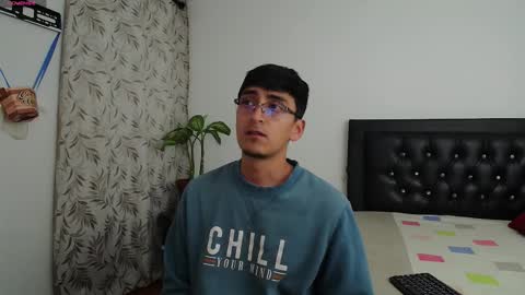 Snapshot of fallgays chatting on 09.24.25 FallGays online show from 09.24.25