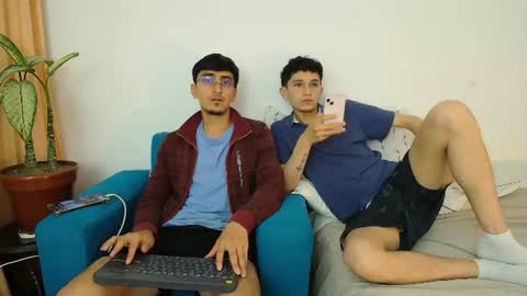 Snapshot of fallgays chatting on 07.13.26 FallGays online show from 07.13.26