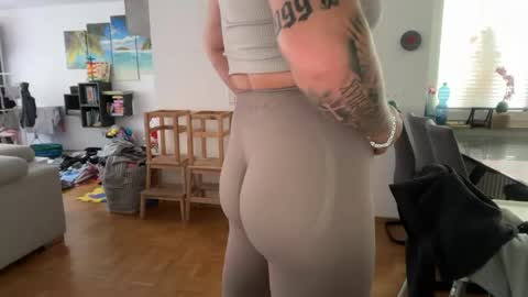 familycouple74 online show from 04.21.26