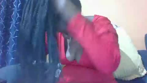 famous_bear online show from 02.23.26