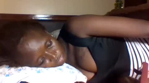 Snapshot of fancy_bellah chatting on 02.21.25 fancy_bellah online show from 02.21.25