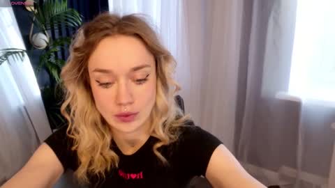 fancyamelia online show from 10.21.25