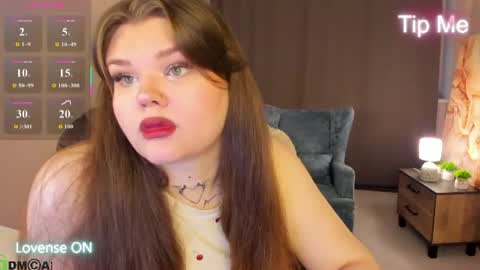 Snapshot of fanfik_ chatting on 07.19.26 Elena online show from 07.19.26