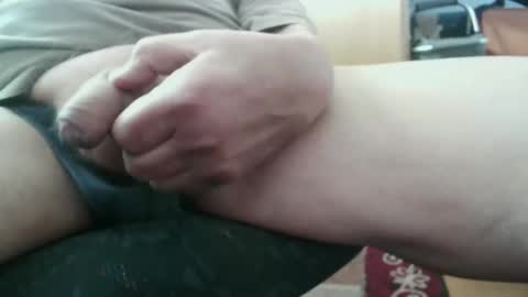 Snapshot of fanfromll chatting on 03.10.25 Fan from Lovens Lush   EMAILhumblepie 1   online show from 03.10.25