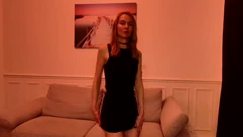 Fanny online show from 12.10.24