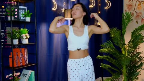 Snapshot of fannygarland chatting on 01.21.25 Eva online show from 01.21.25