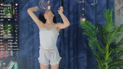 Snapshot of fannygarland chatting on 01.23.25 Eva online show from 01.23.25