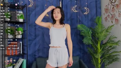 Snapshot of fannygarland chatting on 01.28.25 Eva online show from 01.28.25