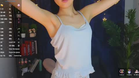 Snapshot of fannygarland chatting on 01.31.25 Eva online show from 01.31.25