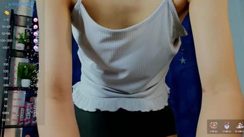 Snapshot of fannygarland chatting on 02.04.25 Eva online show from 02.04.25