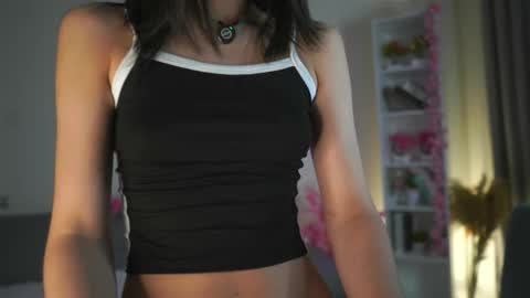 Snapshot of fannygarland chatting on 11.03.25 Eva online show from 11.03.25