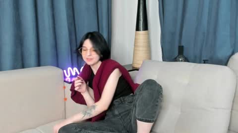 Snapshot of fannyharber chatting on 12.12.24 Mia online show from 12.12.24