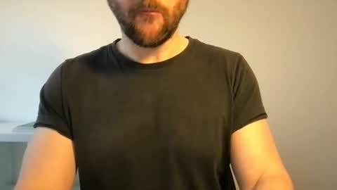 Snapshot of fantacyland chatting on 02.06.25 Alex online show from 02.06.25