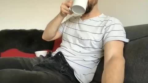 Snapshot of fantacyland chatting on 11.06.25 Alex online show from 11.06.25