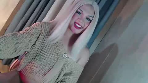 DANIELLA - DONT FORGET TO GIVE ME A THUMBSU UP online show from 03.06.26