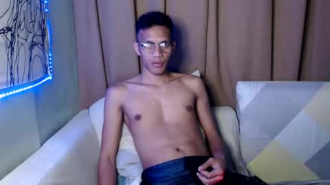 Snapshot of fantasy_davidxx chatting on 10.07.25 David online show from 10.07.25