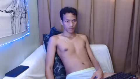 Snapshot of fantasy_davidxx chatting on 11.26.25 David online show from 11.26.25