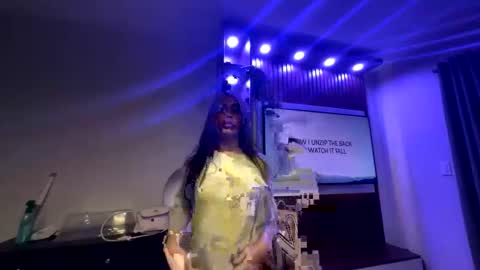 Snapshot of fantasyxbabe chatting on 05.13.26 AMANDA online show from 05.13.26