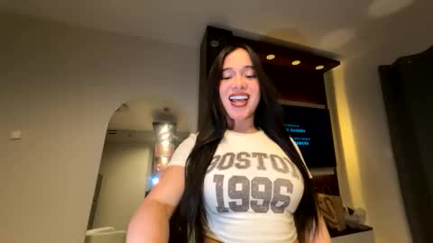 Snapshot of fantasyxbabe chatting on 05.17.26 AMANDA online show from 05.17.26