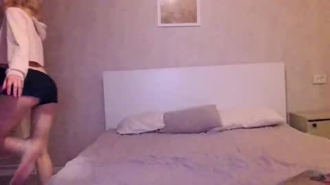 Kira online show from 12.03.24