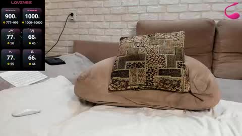 farah online show from 02.27.25