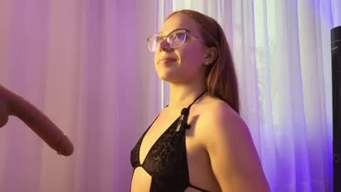 Farah online show from 02.17.25