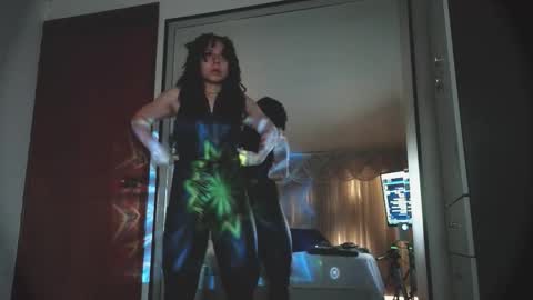 Farah online show from 10.10.25