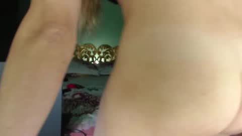 Snapshot of farfalina_hot chatting on 09.29.25 farfalina online show from 09.29.25