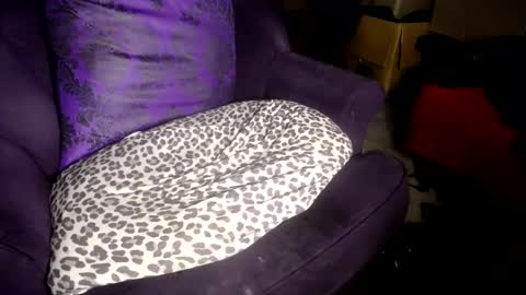 Snapshot of farrahfindom chatting on 03.04.25 Farrah online show from 03.04.25