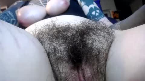 Snapshot of farrahfindom chatting on 09.25.25 Farrah online show from 09.25.25