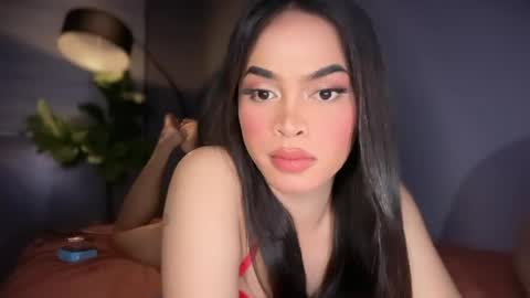 Snapshot of farrahmoanx chatting on 07.31.26 farrahmoanx online show from 07.31.26